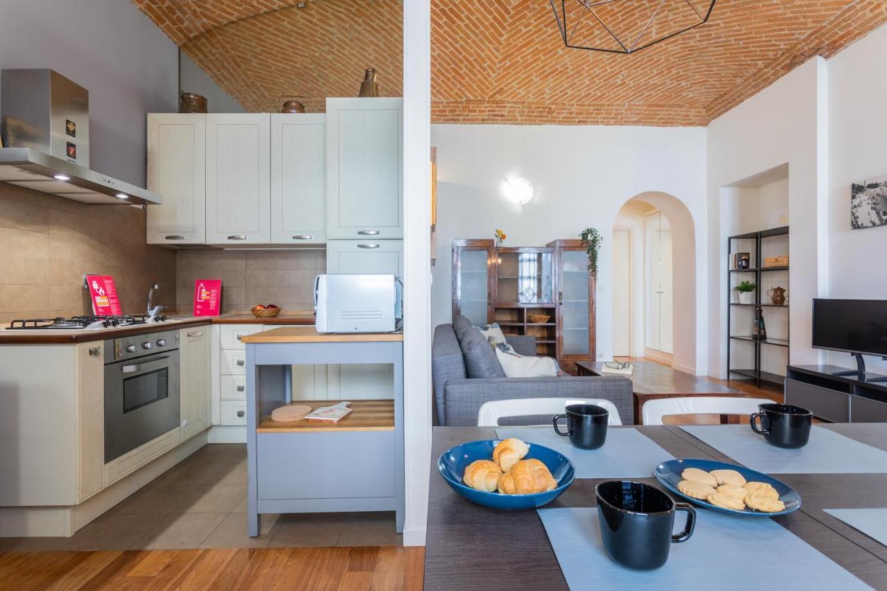 Massena Modern Apartment By Wonderful Italy Торино Екстериор снимка