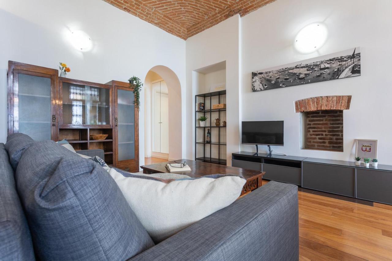 Massena Modern Apartment By Wonderful Italy Торино Екстериор снимка